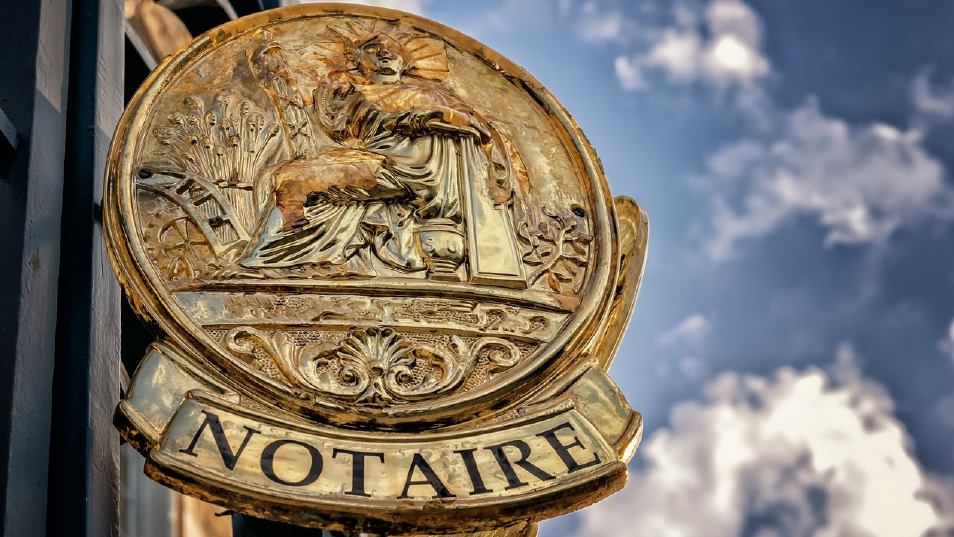 Faire appel à un notaire avant d’acheter un bien immobilier