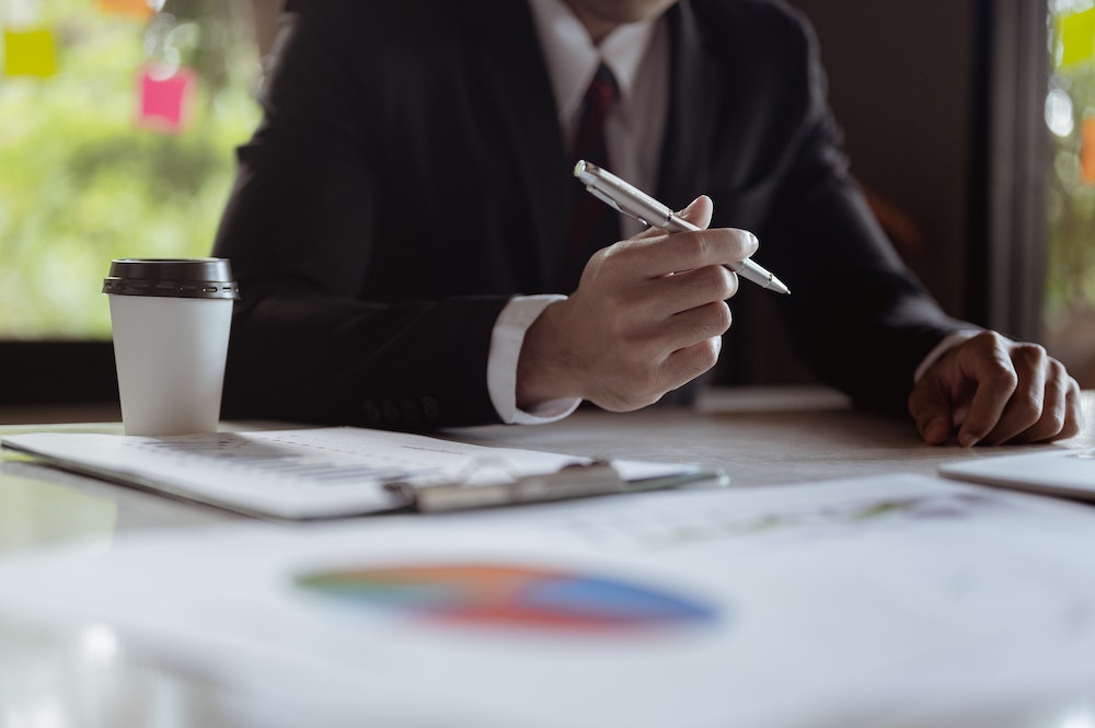 Comprendre les subtilités du Contrat de Bail Commercial: une perspective juridique