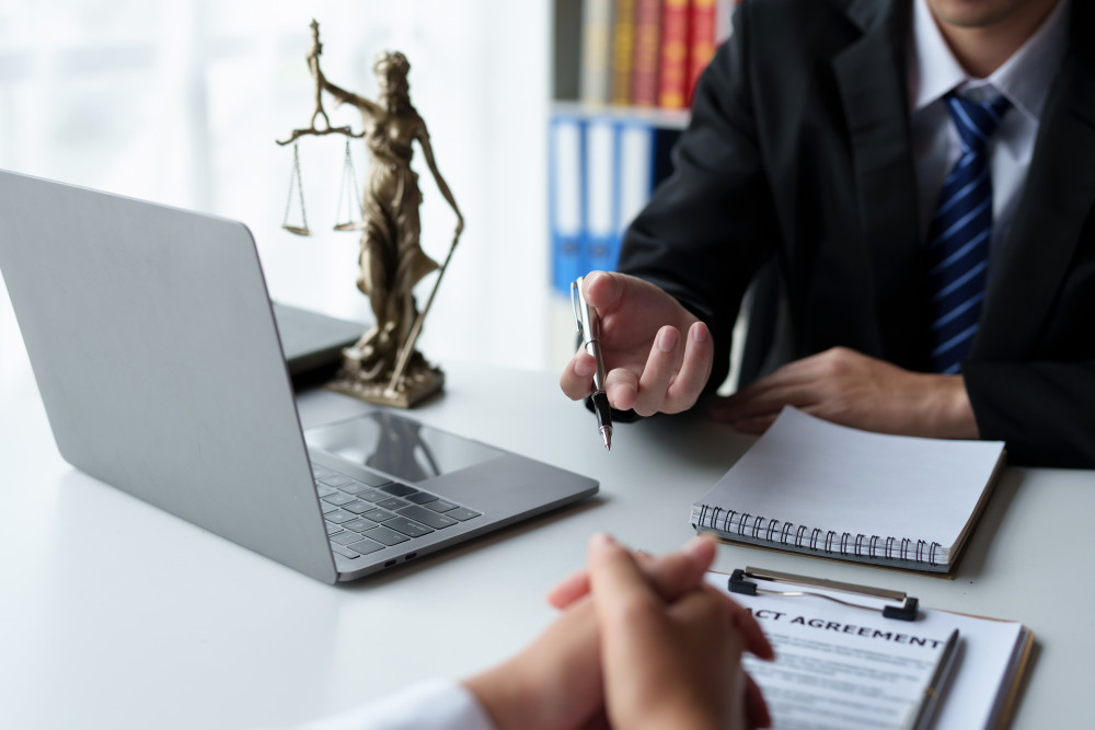 La force obligatoire du contrat : un principe fondamental en droit des contrats