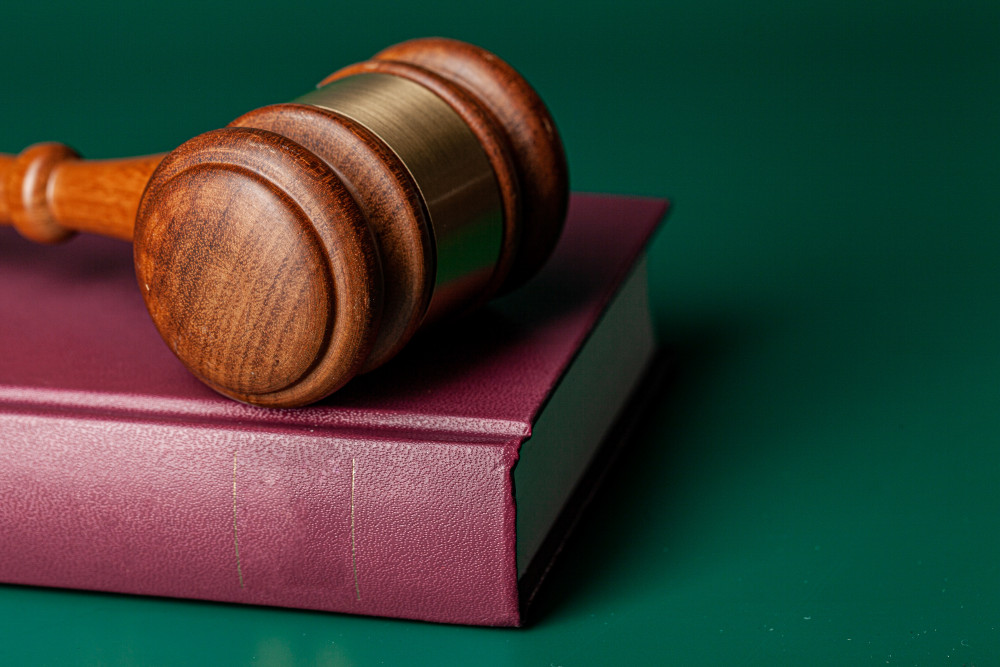 L'article L121-9 et l'évaluation de la qualité des services d'aide sociale : un enjeu majeur pour les usagers