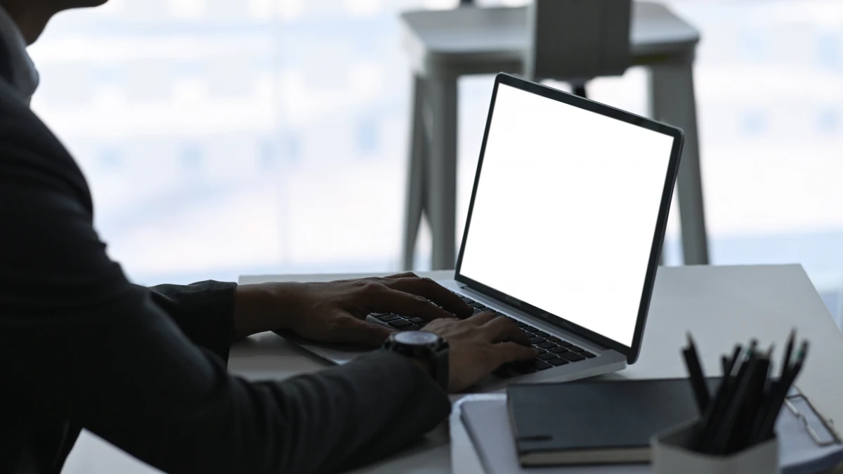Le traitement automatisé des données et la conformité juridique du numéro EORI : enjeux et implications