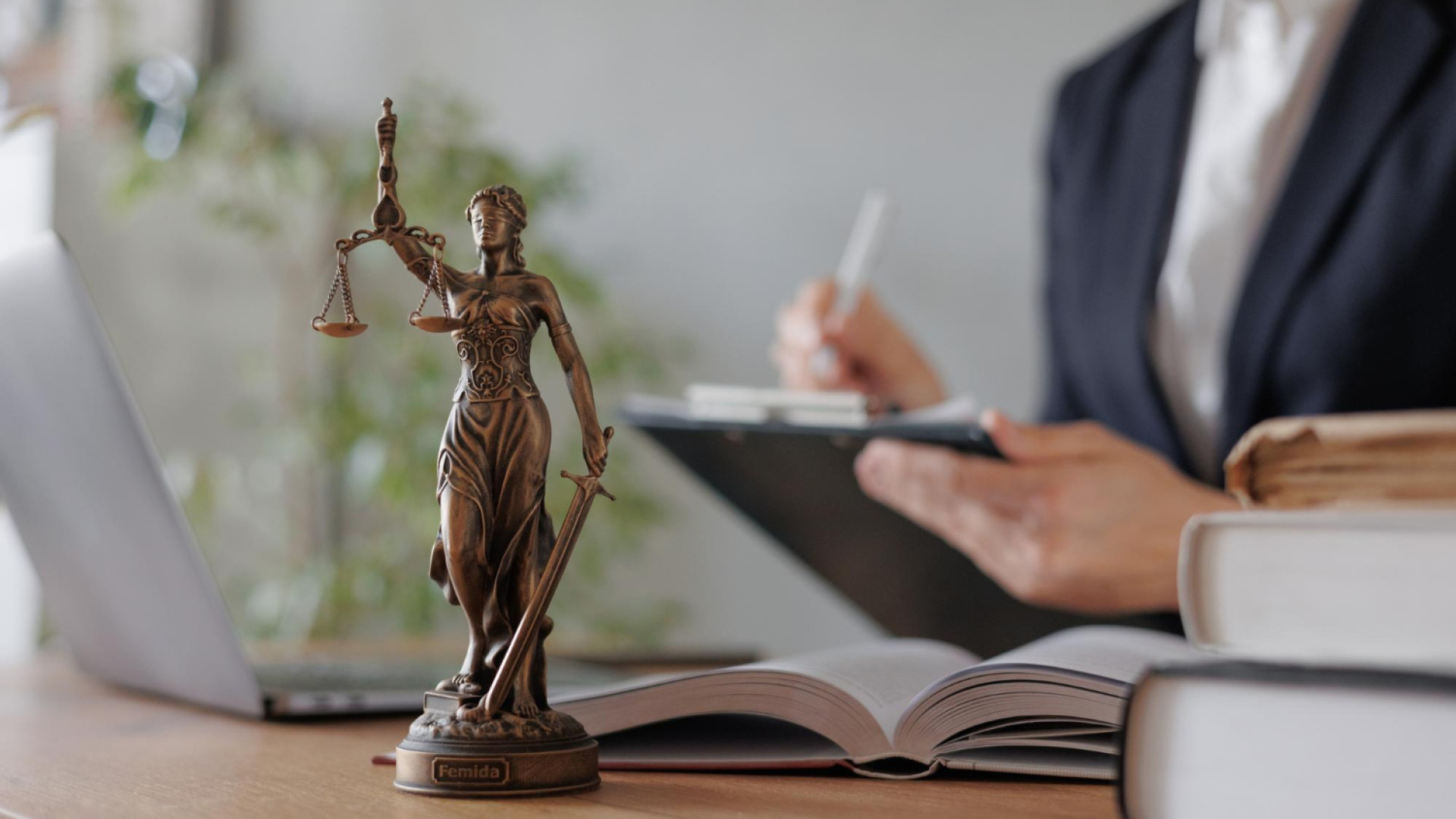 Quel avocat à Sallanches choisir pour garantir une approche humaine dans les conflits familiaux ?